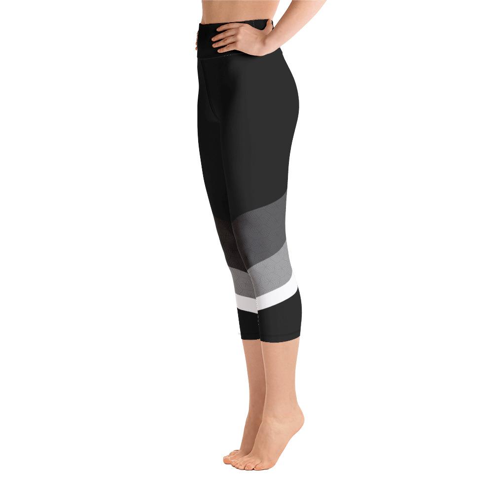 Leggings - Obsidian Yoga Capri Leggings